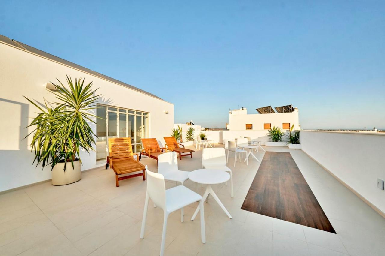 Hostal Pericón Conil De La Frontera Exterior foto